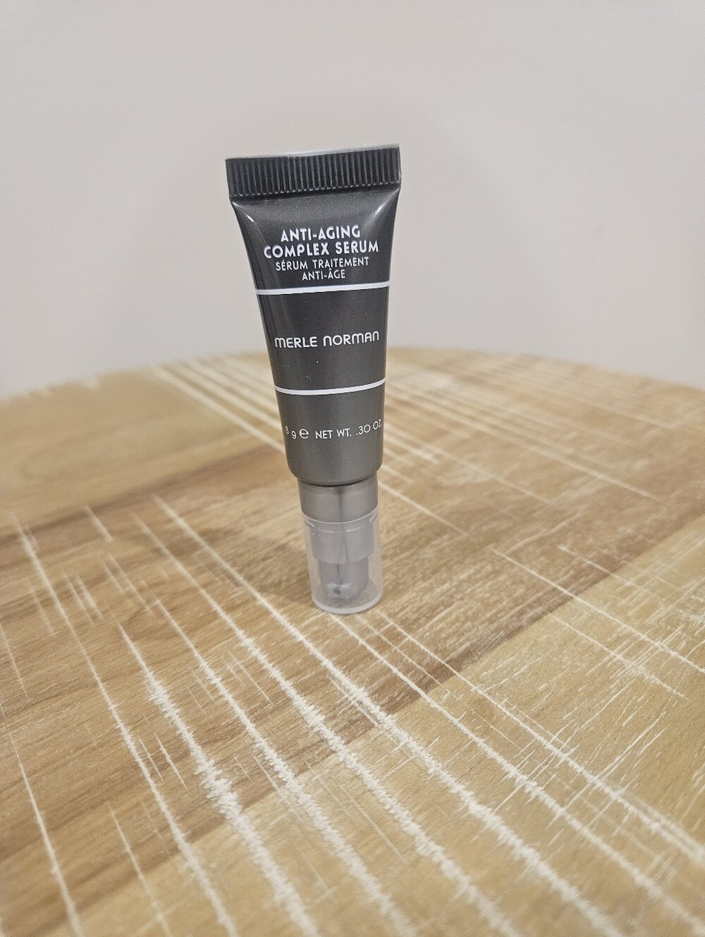 Merle Norman Anti-Aging Complex Serum - Gray